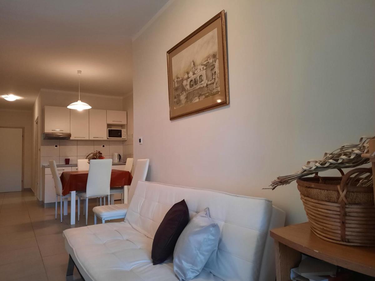 Apartmani Ivica Krk Town Exterior foto